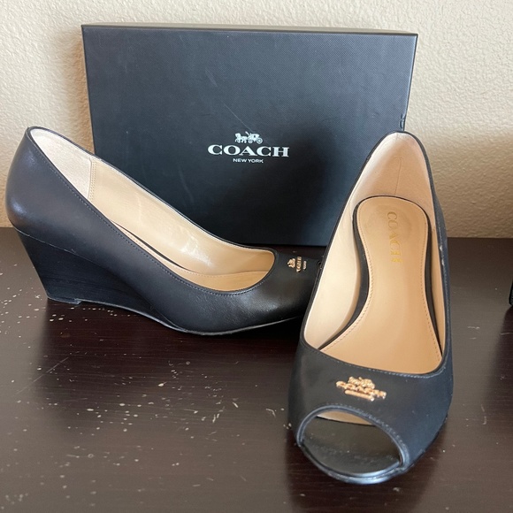 Coach Cala Semi Matte Calf Black Size 7 wedge open toe - Picture 1 of 7